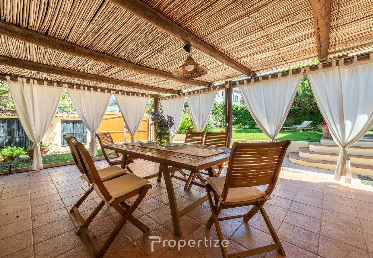 Villa à Pittulongu - Family Retreat Home by Propertize