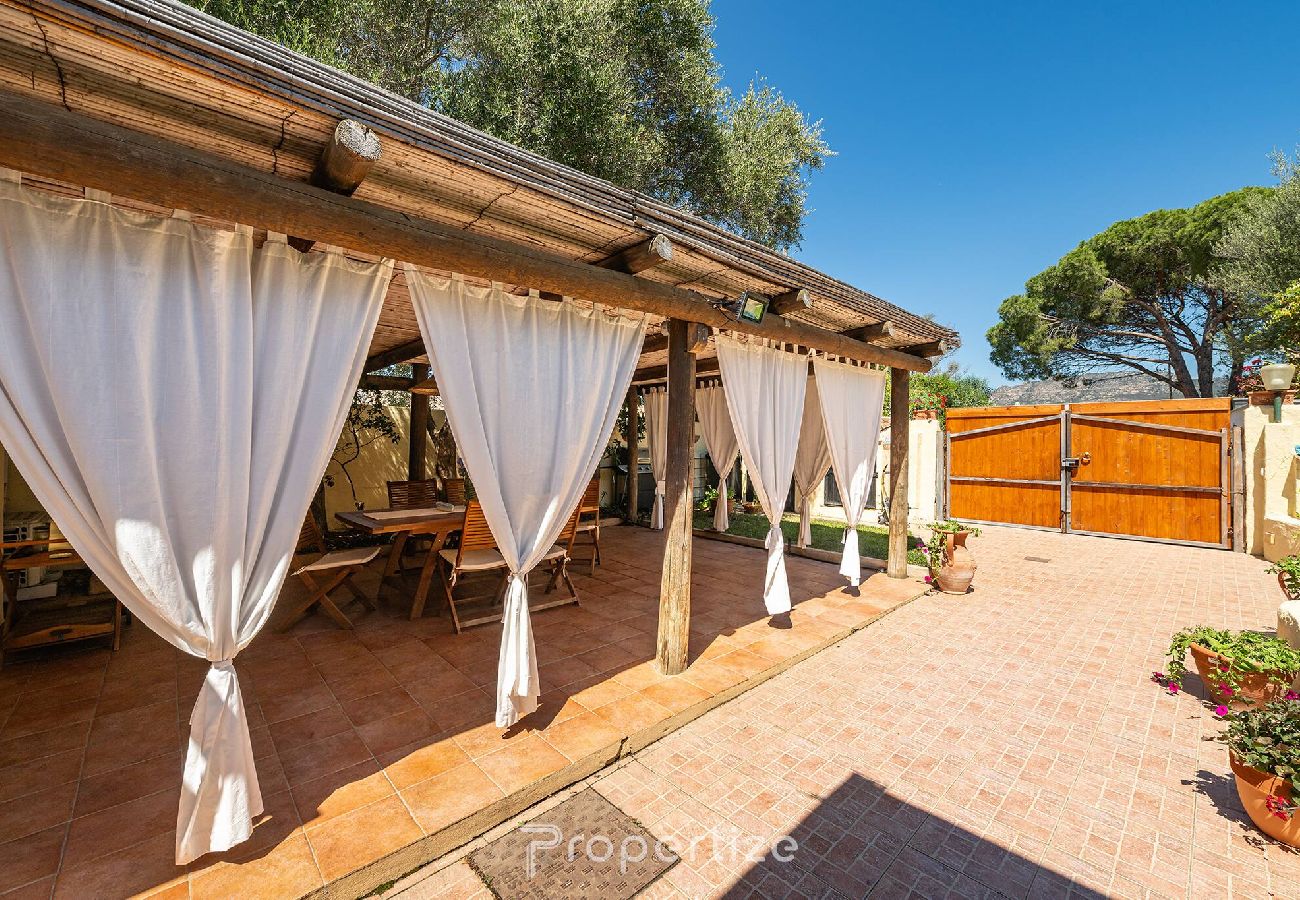 Villa à Pittulongu - Family Retreat Home by Propertize