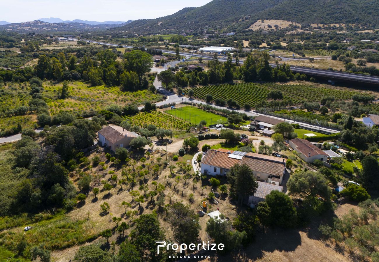 Villa à Monti - Villa Rurale con Vista by Propertize
