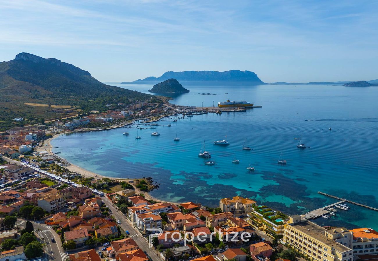 Villetta a Golfo Aranci - Villetta by Propertize - idromassaggio e patio