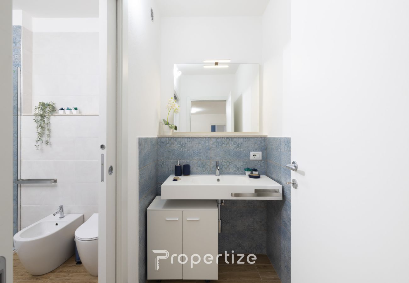 Appartamento a Monserrato - Blu Appartamento Moderno