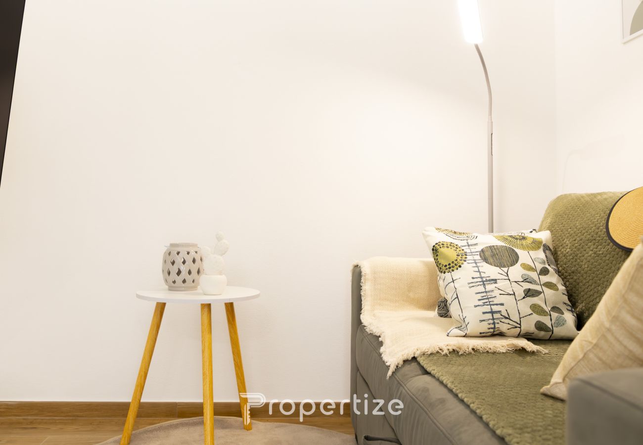 Appartamento a Monserrato - Verde Appartamento Moderno