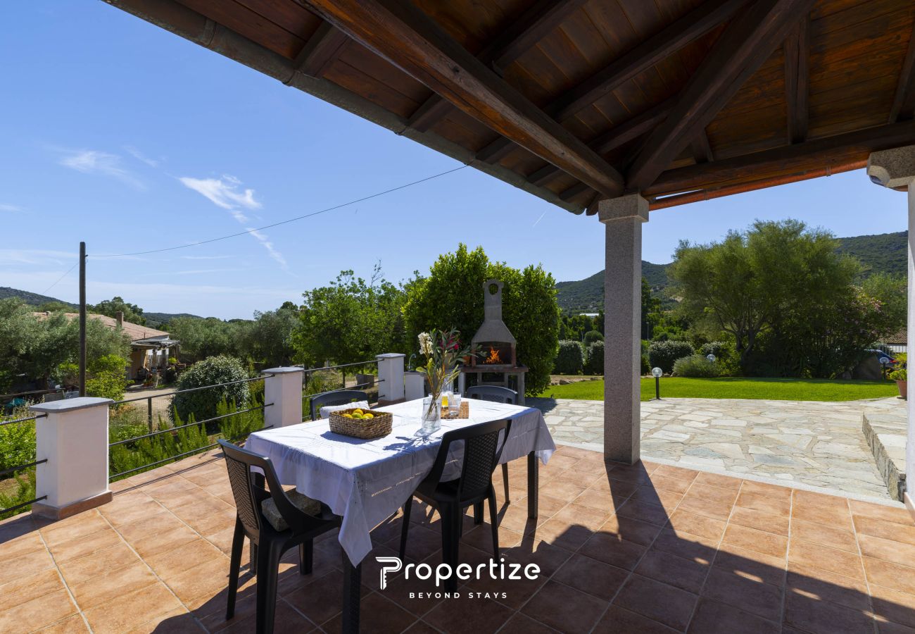Villa a Monti - Villa Rurale con Vista by Propertize