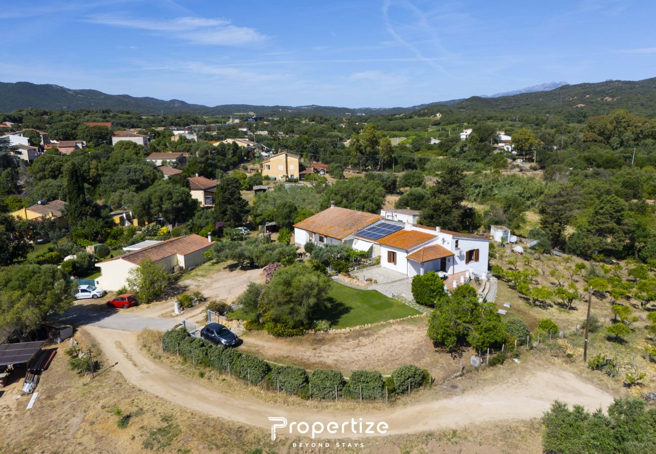 Villa a Monti - Villa Rurale con Vista by Propertize