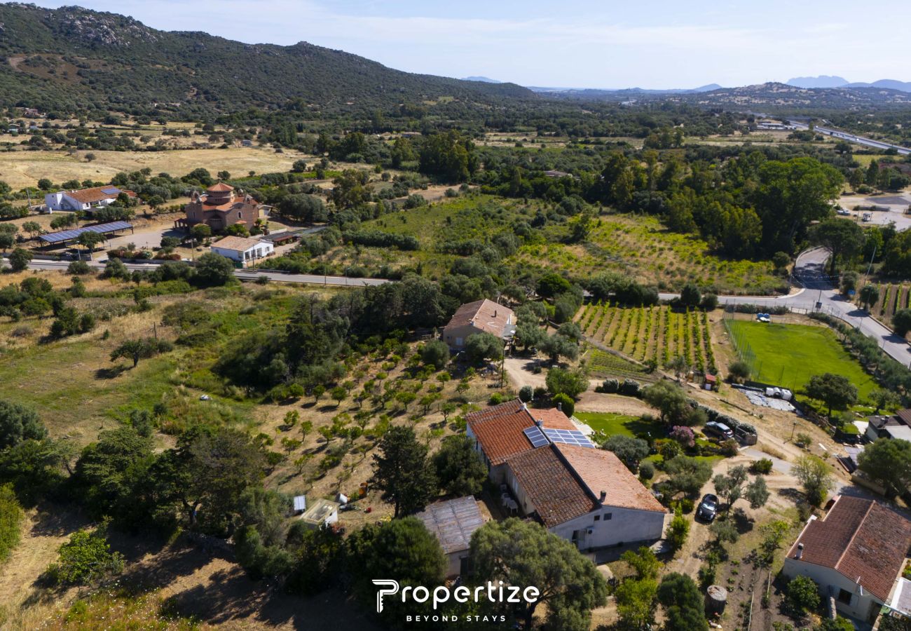 Villa a Monti - Villa Rurale con Vista by Propertize