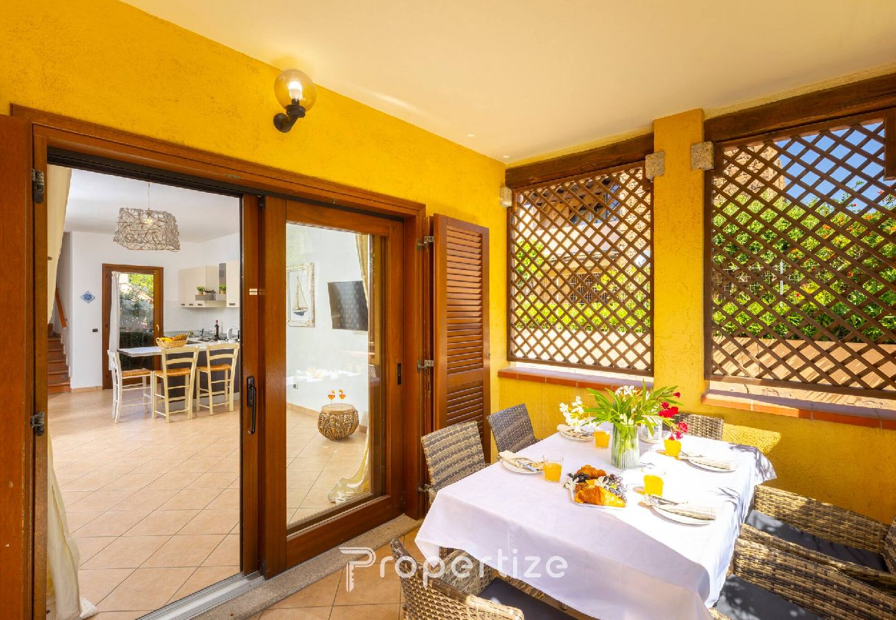 Chalet in Golfo Aranci - Villetta by Propertize - idromassaggio e patio