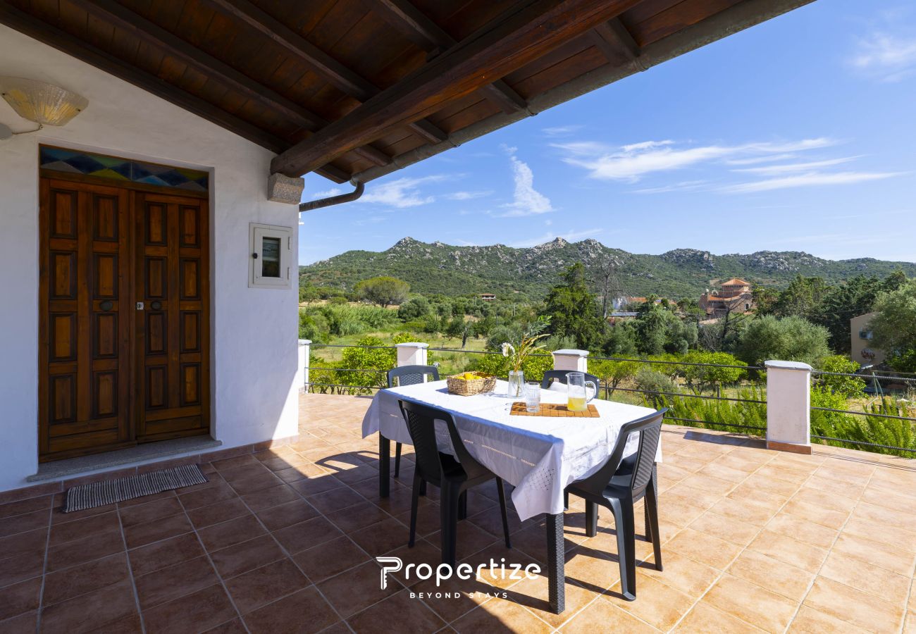 Villa in Monti - Villa Rurale con Vista by Propertize