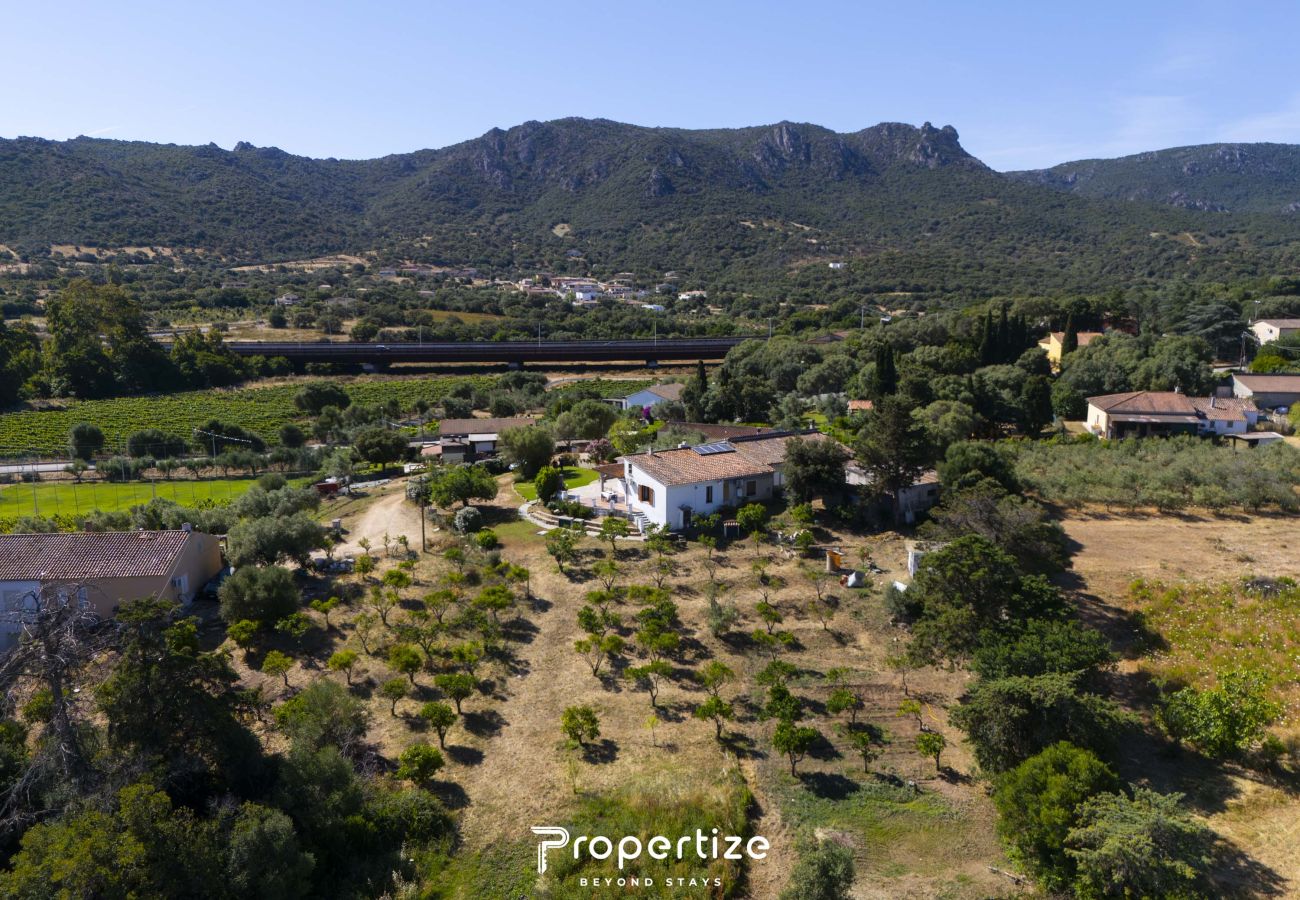 Villa in Monti - Villa Rurale con Vista by Propertize