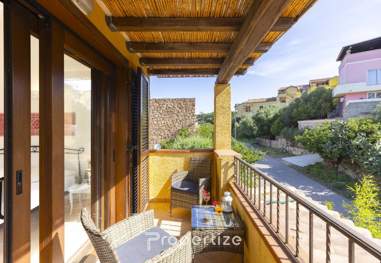 Chalet w Golfo Aranci - Villetta by Propertize - idromassaggio e patio