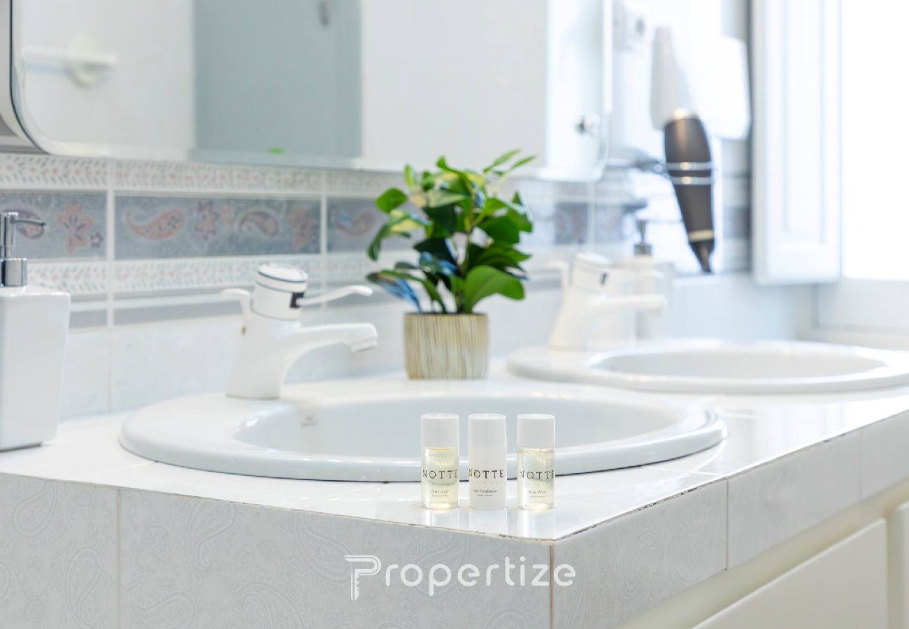 Apartament w Cagliari - The High Line by Propertize