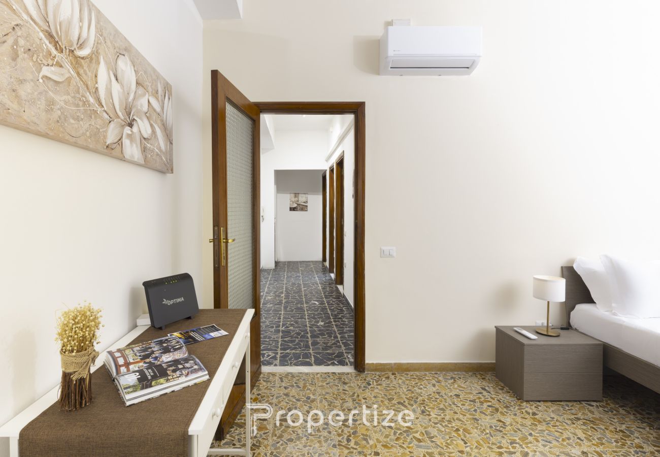Apartament w Cagliari - Central Cagliari by Propertize