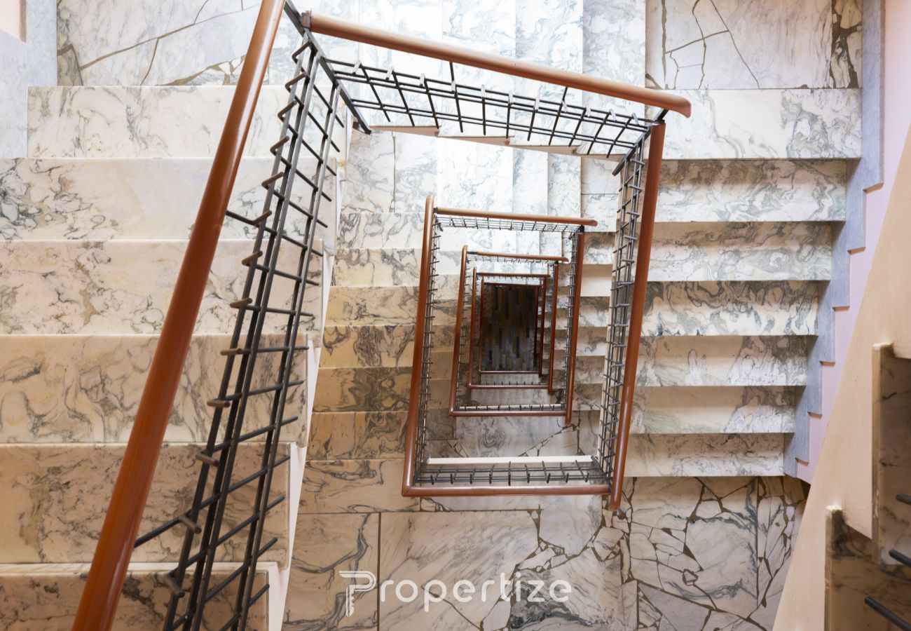 Apartament w Cagliari - 3BR Family Apartment by Propertize