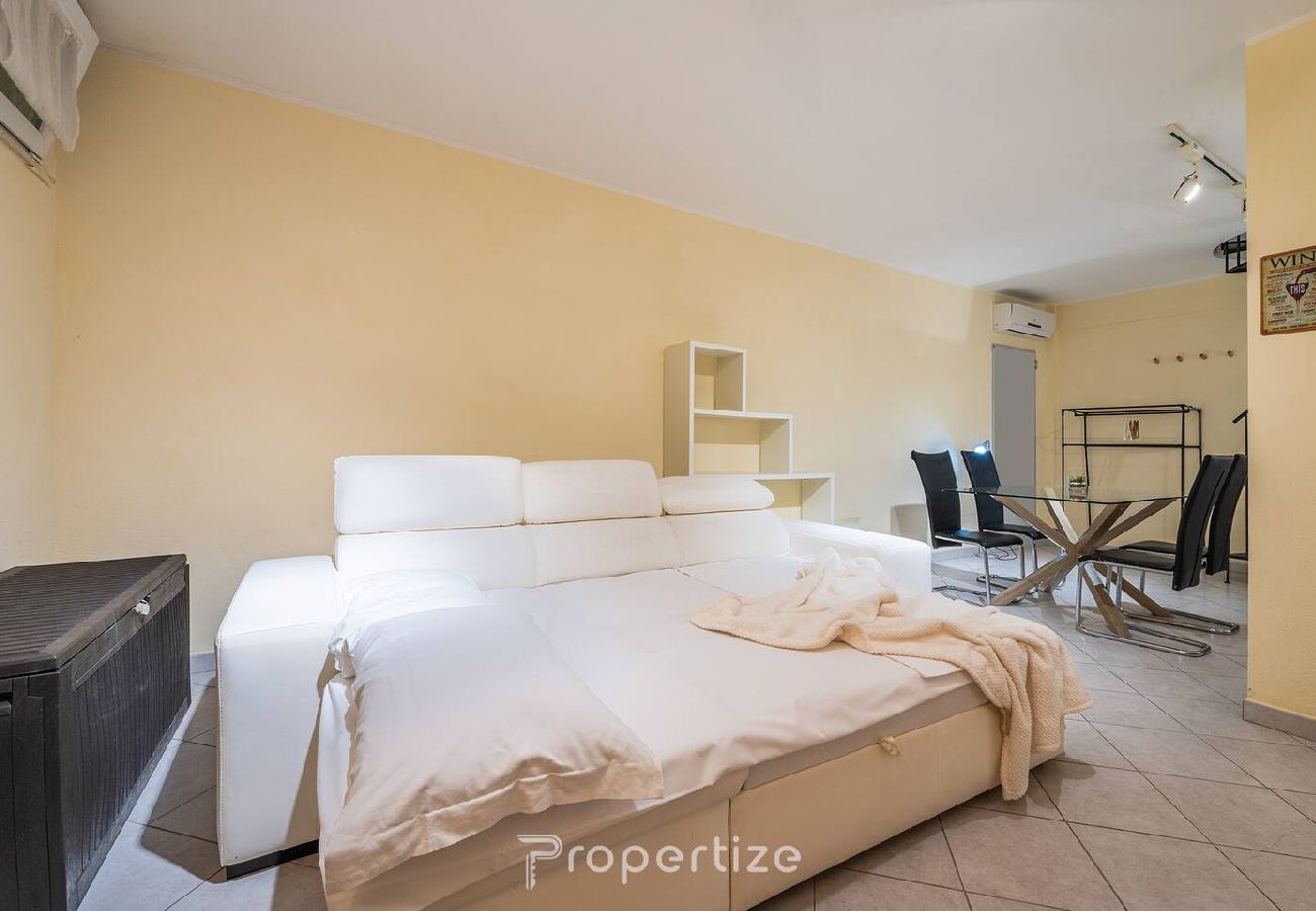 Apartamento em Quartu Sant´Elena - Sun Terrace Home by Propertize