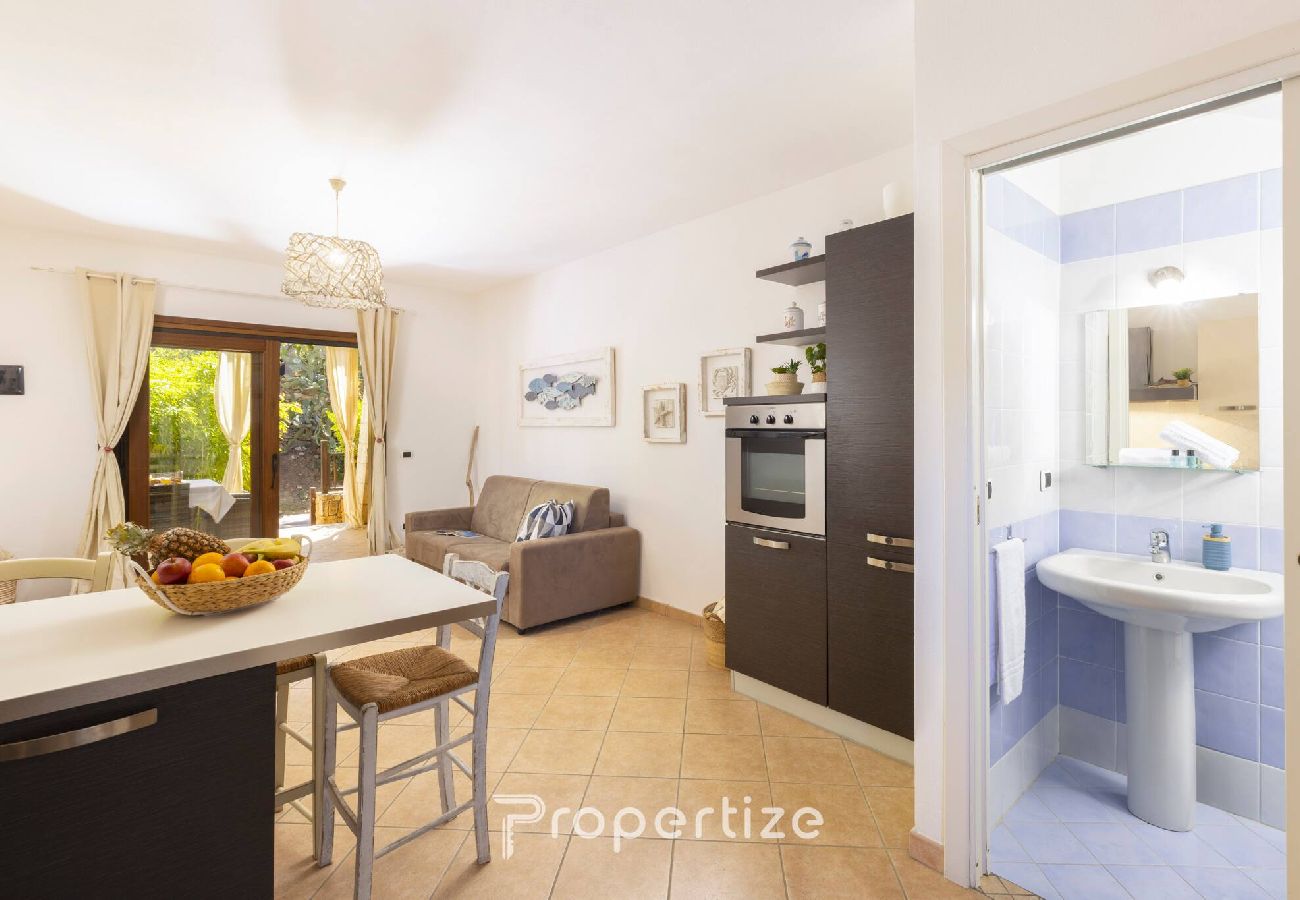 Chalet em Golfo Aranci - Villetta by Propertize - idromassaggio e patio