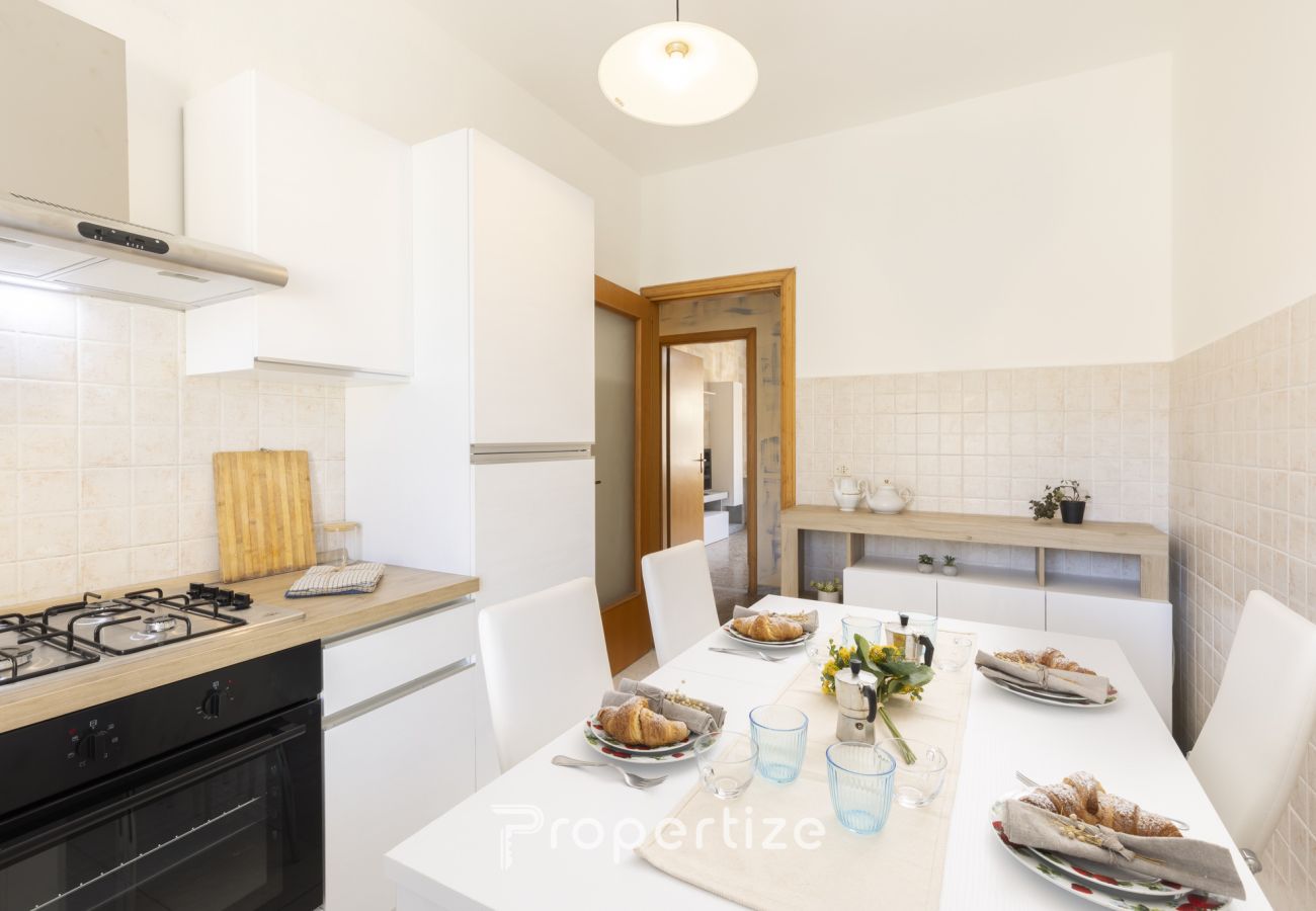 Apartamento em Cagliari - 3BR Family Apartment by Propertize