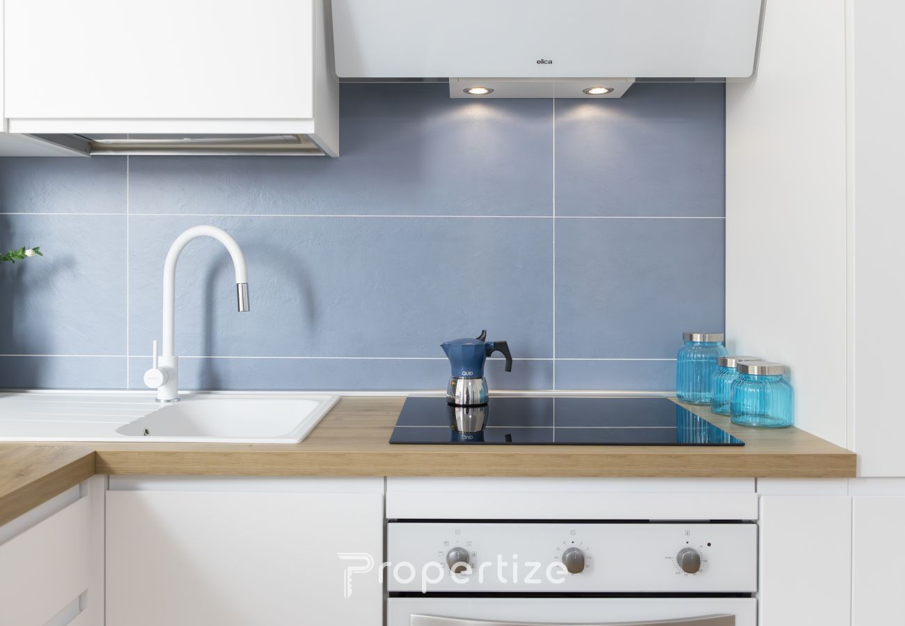 Apartment in Monserrato - Blu Appartamento Moderno