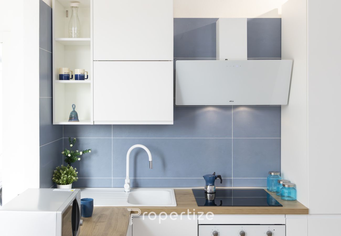Apartment in Monserrato - Blu Appartamento Moderno